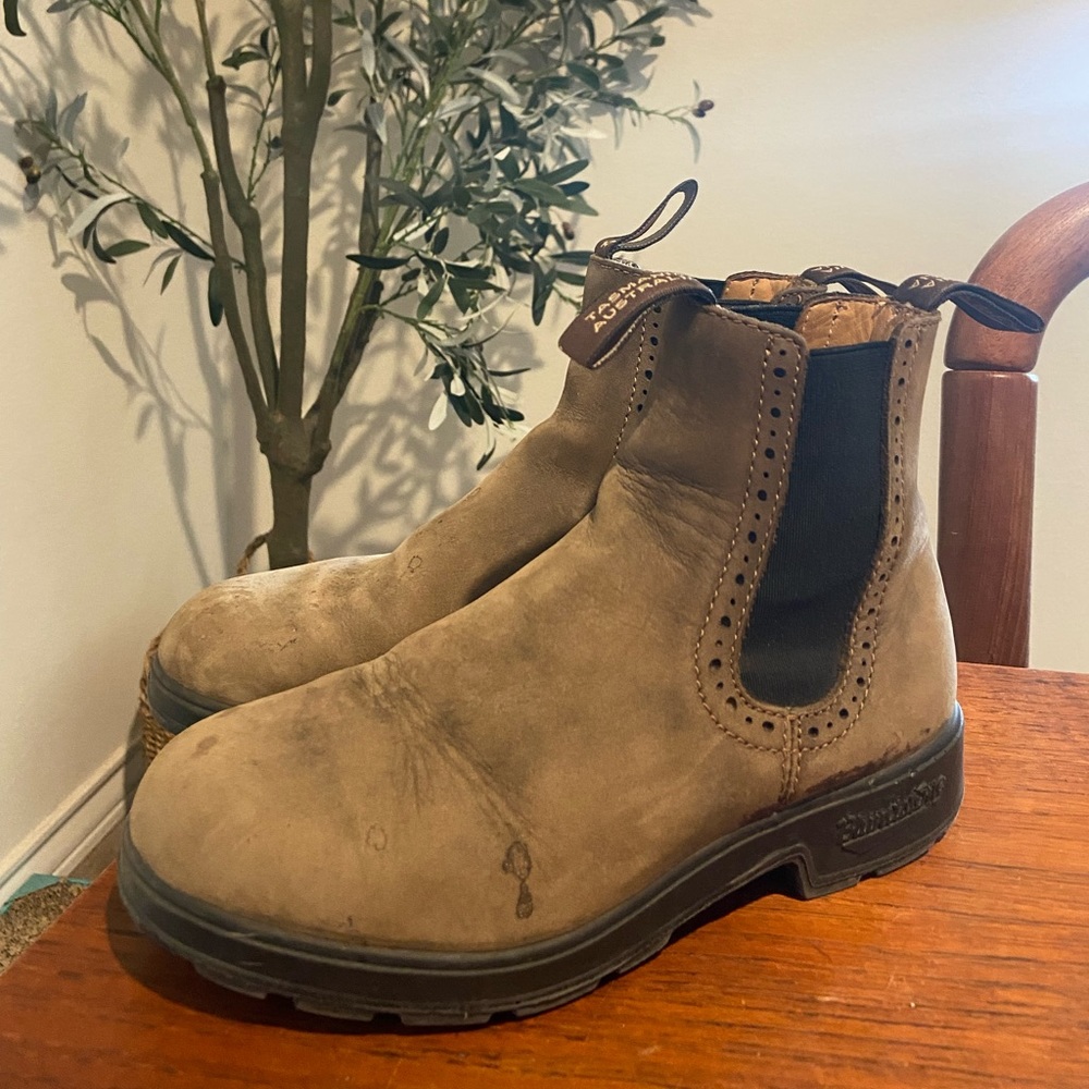 Blundstone Women’s Size 6.5